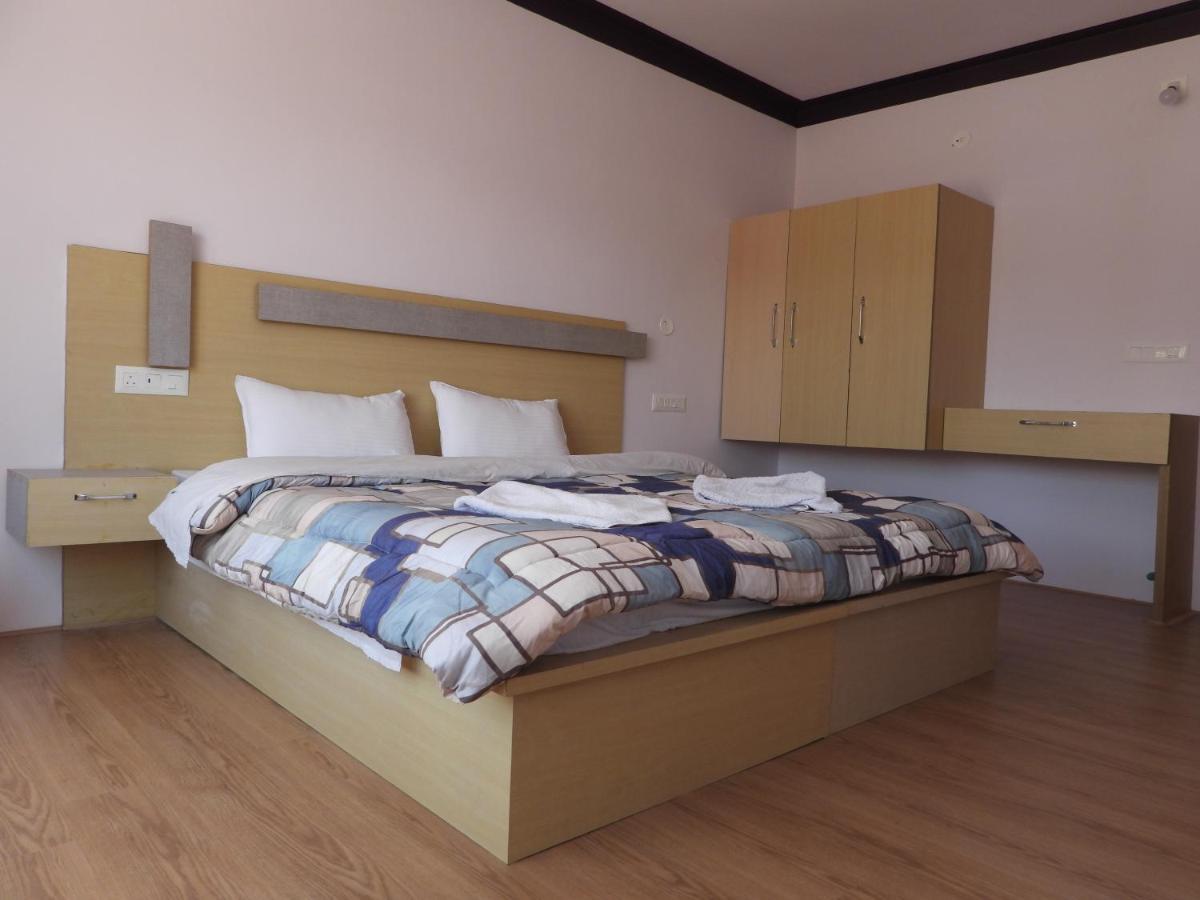 Babu Guest House Лех Экстерьер фото